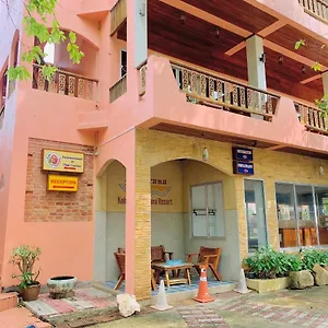 2* Отель Tropicana